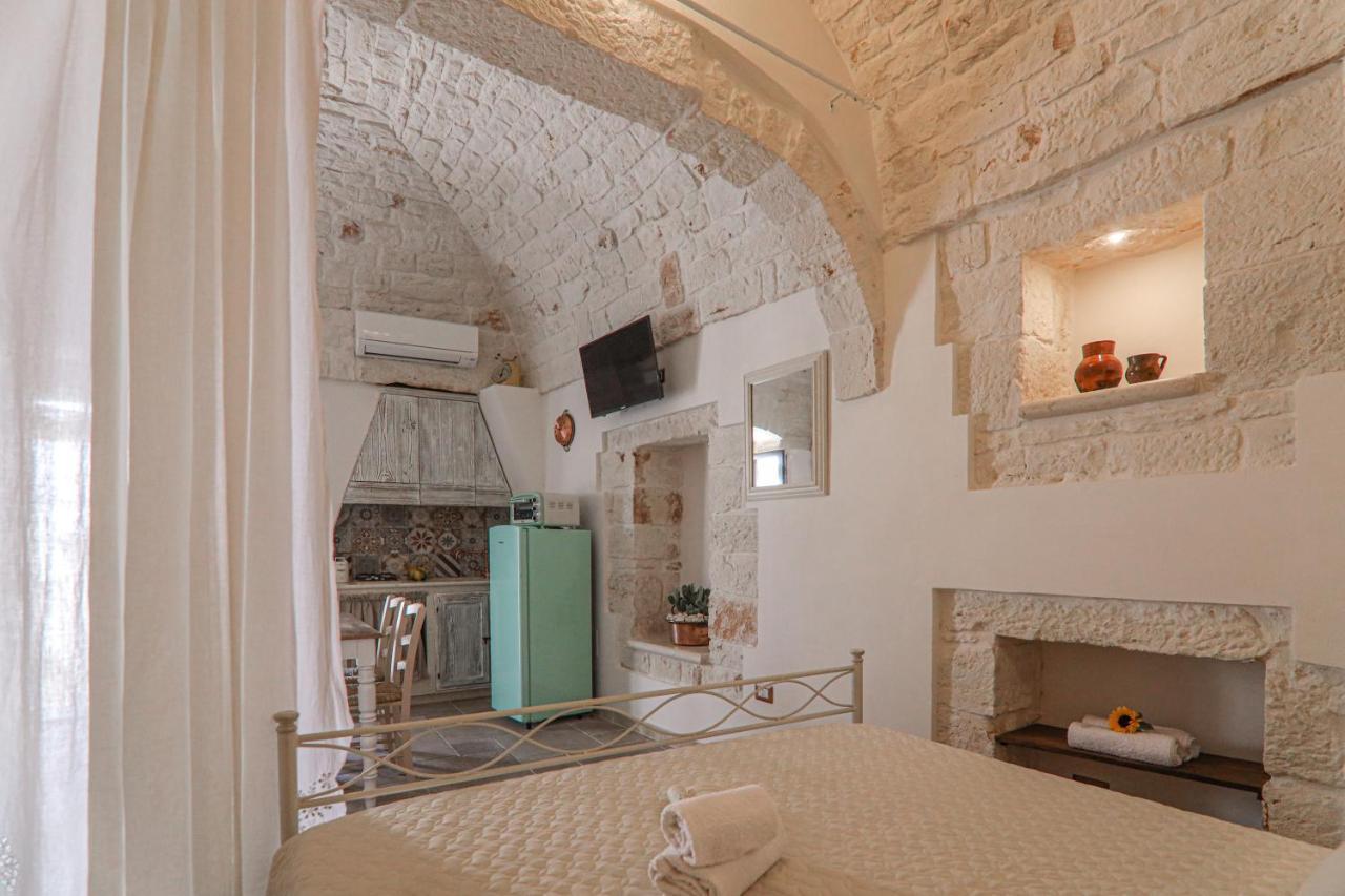 Domus Petra 104 Bed and Breakfast Ceglie Messapica Buitenkant foto